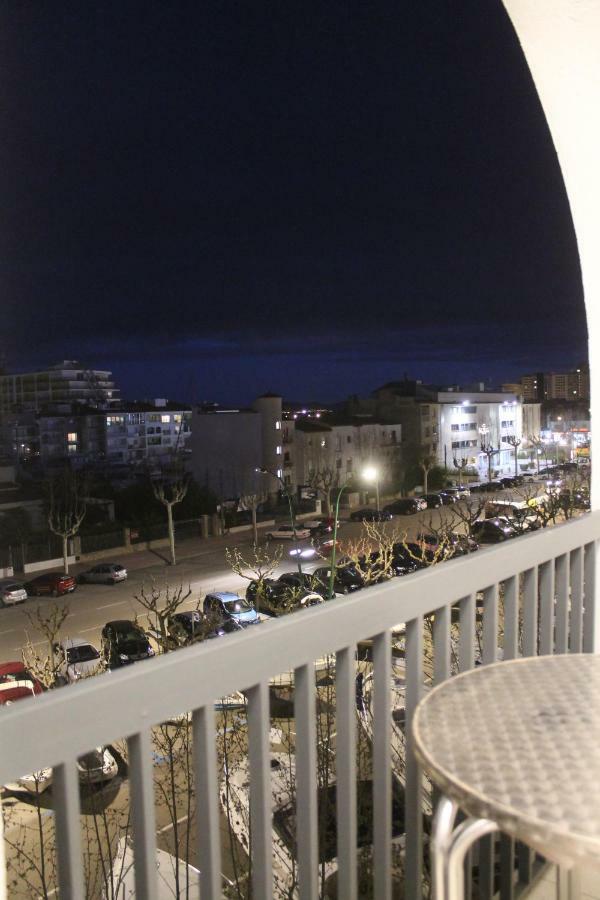 Absolute Apartment Empuriabrava Eksteriør bilde