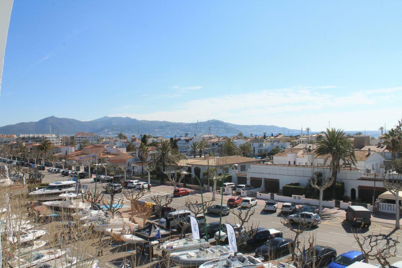 Absolute Apartment Empuriabrava Eksteriør bilde